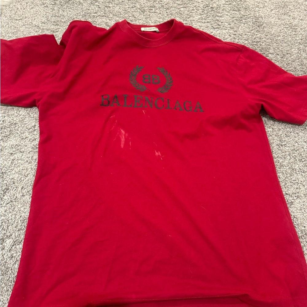 Red balenciaga t shirt